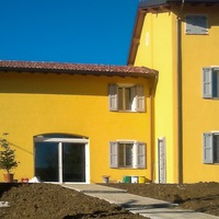 Ristrutturazione di abitazione autonoma. Castelvetro, loc. Solignano, via Nizzola. In corso di realizzazione.